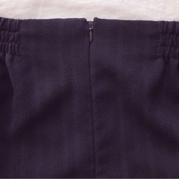 Navy Blue Skirt 💙 - Picture 3 of 4